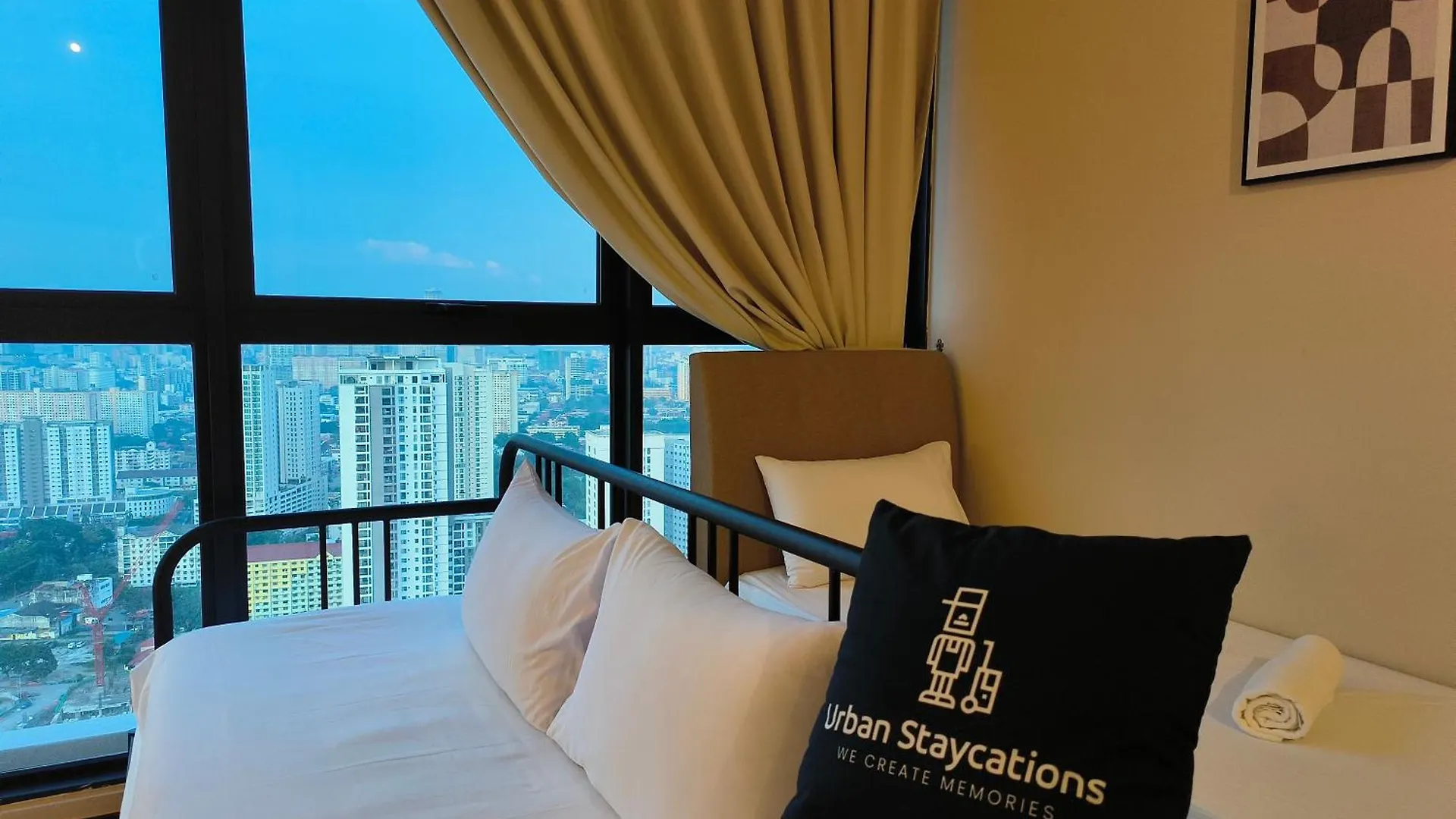 New 2Br Or 3Br Cityview Homestay At Urban Suite By Urban Staycation Ldl Jelutong
