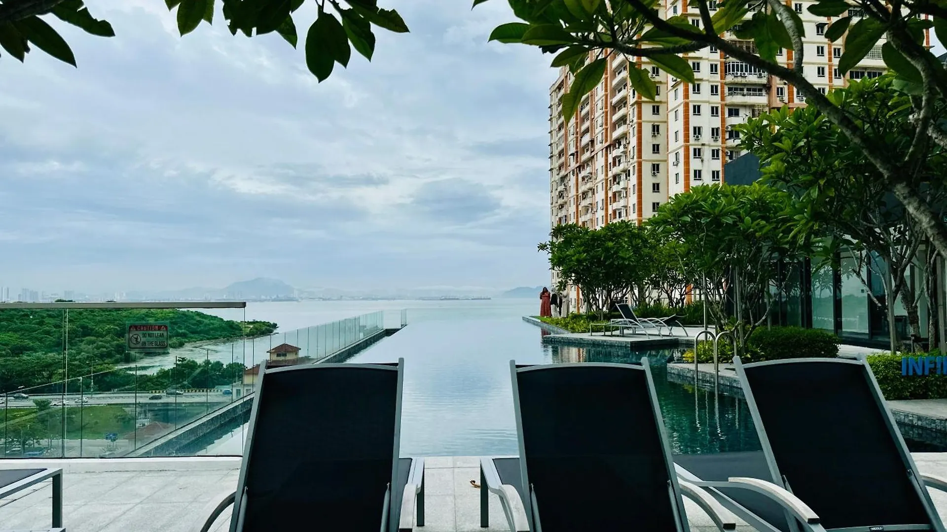 New 2Br Or 3Br Cityview Homestay At Urban Suite By Urban Staycation Ldl Jelutong 0*,  Malesia